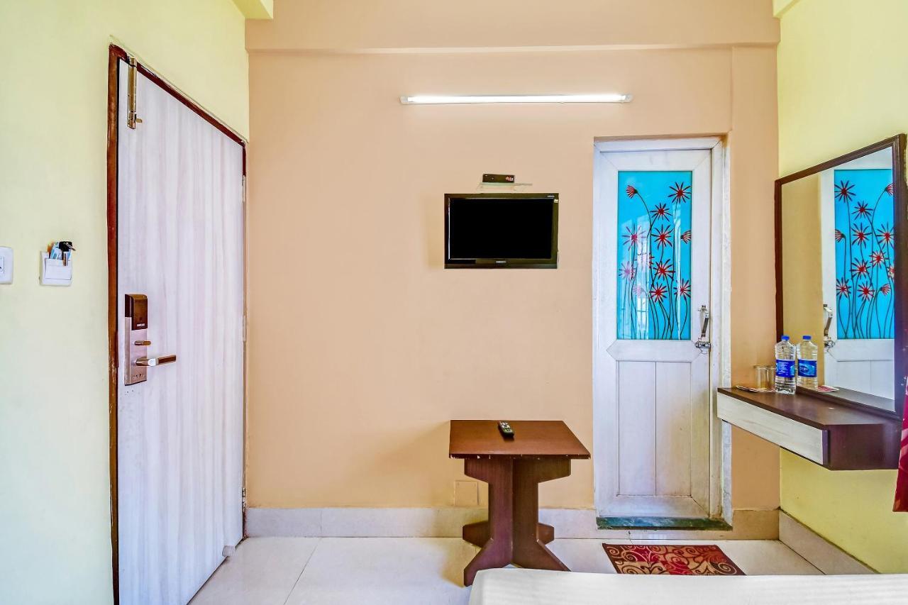 Capital O Kabita Guest House Near Acropolis Mall Kalkuta Zewnętrze zdjęcie