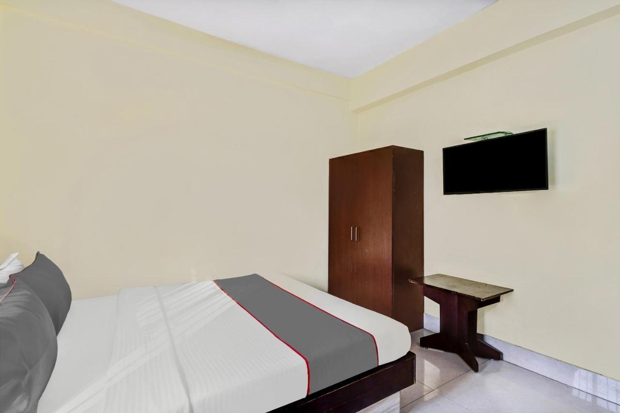 Capital O Kabita Guest House Near Acropolis Mall Kalkuta Zewnętrze zdjęcie