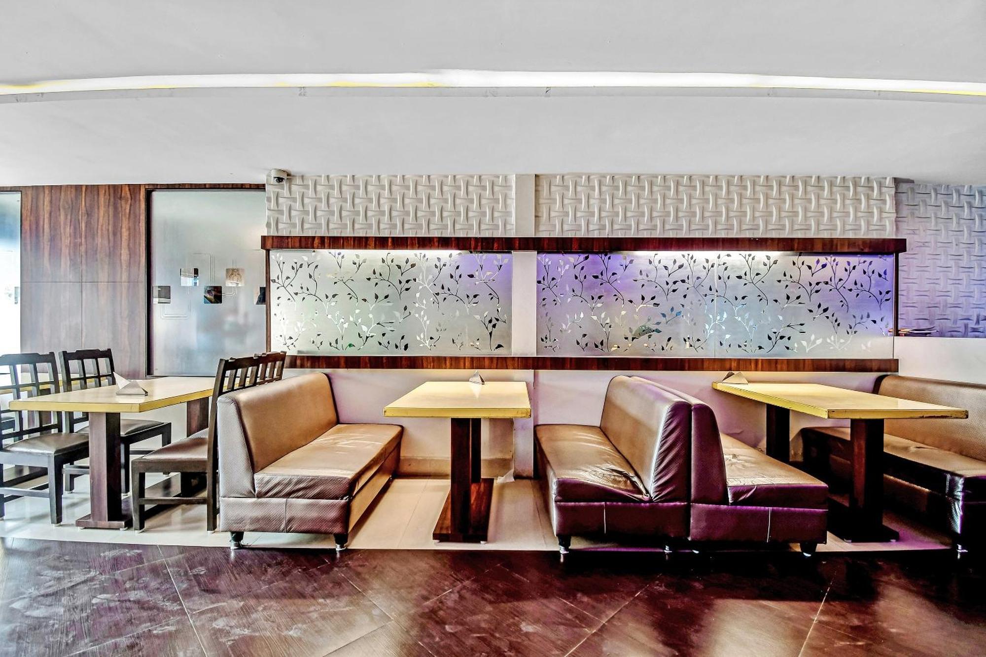 Capital O Kabita Guest House Near Acropolis Mall Kalkuta Zewnętrze zdjęcie