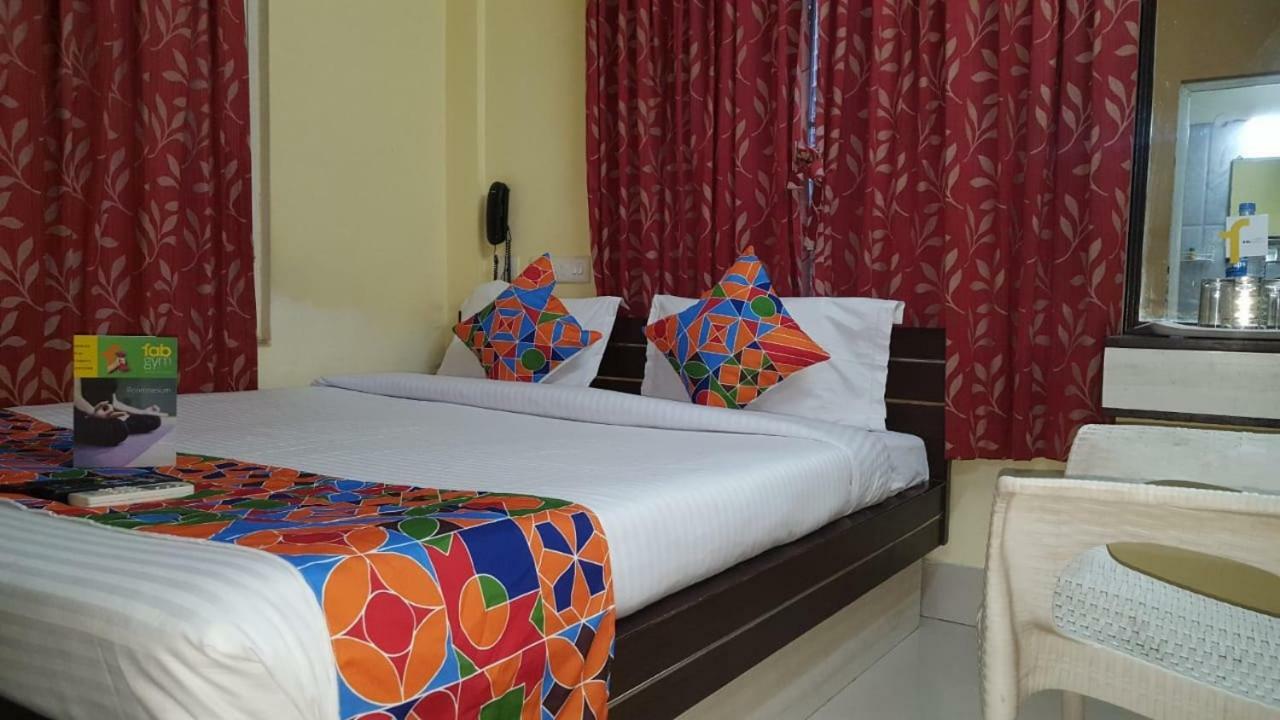 Capital O Kabita Guest House Near Acropolis Mall Kalkuta Zewnętrze zdjęcie